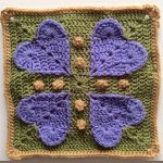 Never Ending Love Crocheted Square. Crafted in dark green and purple || thecrochetspace.com