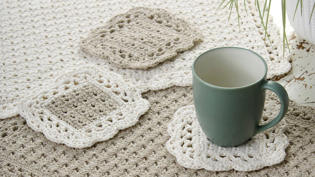 options crocheted placemat set || editor