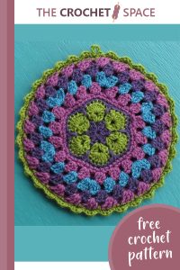 ornamental crocheted pot holder || editor