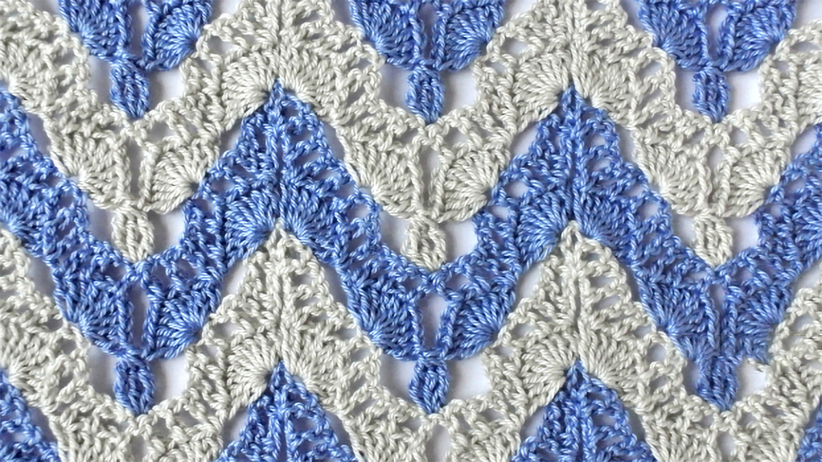 Pastel Lace Crochet Pattern || thecrochetspace.com