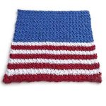 Patriotic USA Crochet Washcloth. Red, white and blue dishcloth || thecrochetspace.com
