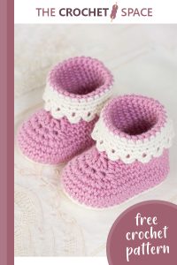 pink lady crocheted baby booties || editor