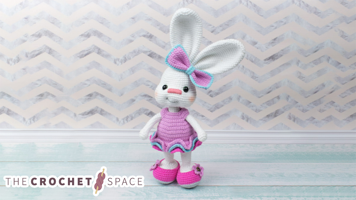 Pretty Crocheted Bunny In Dress || thecrochetspace.com
