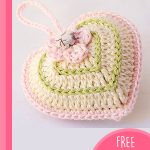 Quick Valentine Crocheted Heart. Pink/cream amigurumi valentine heart || thecrochetspace.com