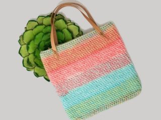 Sherbet Dip Crochet Bag || thecrochetspace.com
