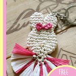 Simple Crochet Bunny Accent. One bunny accent crafted in beige with pink accents || thecrochetspace.com