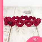 Simple Crocheted Heart Headband. crrocheted open hearts || thecrochetspace.com