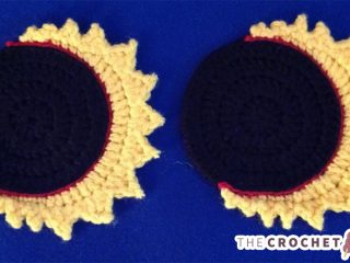 Solar Skies Crochet Coasters || thecrochetspace.com