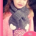 Sweet Heart Crocheted Scarf . Scarf with pull through tag, to keep tied || thecrochetspace.com