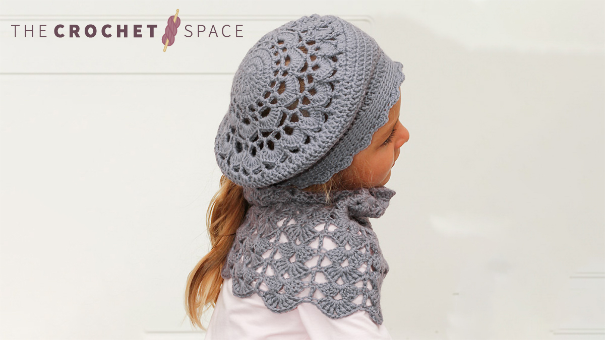 Sweet Marleen Crochet Hat Plus Neck Warmer || thecrochetspace.com