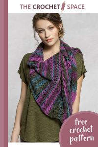 tantalizing trellis crocheted shawl || editor