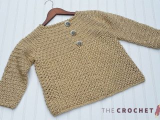 Tex Crochet Buttoned Cardigan || thecrochetspace.com