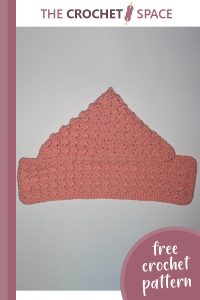 textured crocheted toddler hood || editor