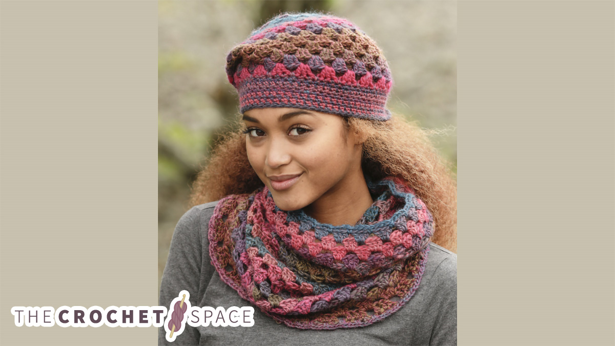 Treble Crocheted Neck Warmer And Hat || thecrochetspace.com