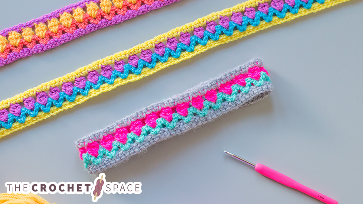 Tulip Stitch Crocheted Headbands || thecrochetspace.com