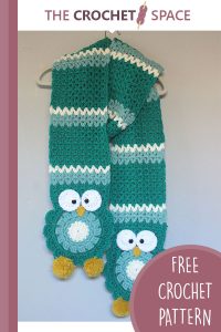 turquoise crochet owl super scarf || https://thecrochetspace.com