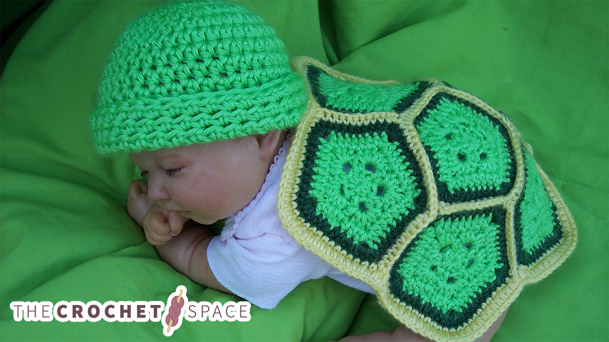 turtle love crocheted baby set || editor