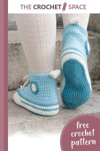 ultra comfy crocheted slippers || editor