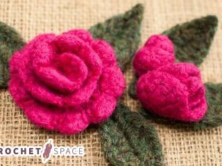 Versatile Crocheted Rosebud And Leaf || thecrochetspace.com