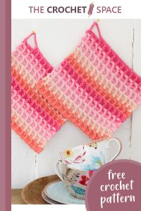 waffle rainbow crocheted dishcloths || editor