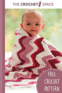zigzag crocheted baby snug blanket || editor