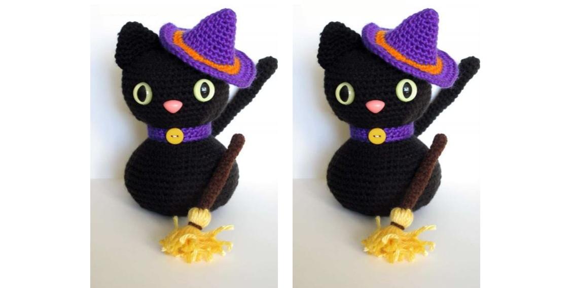 Crochet Halloween Black Cat | thecrochetspace.com